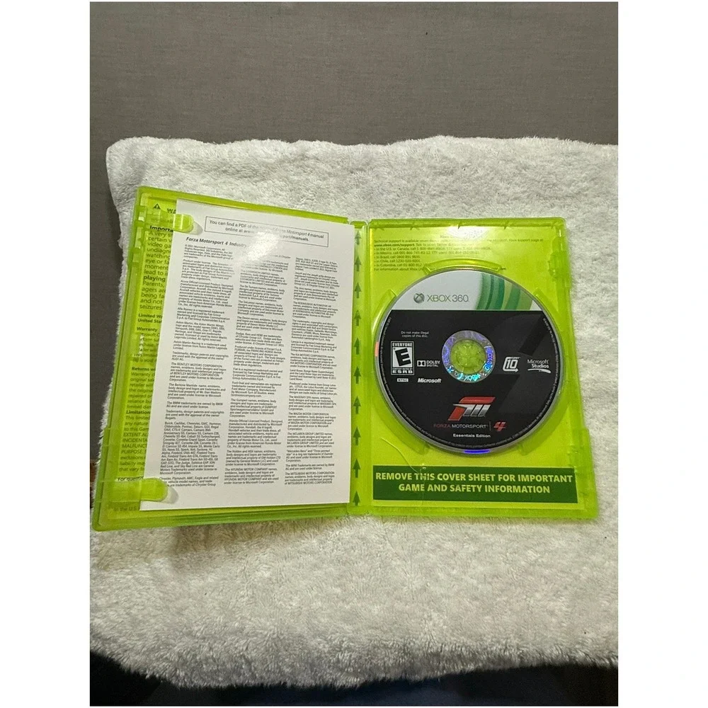 Forza Motorsport 4 Complete Edition Xbox 360 Game Disc‎ and Case